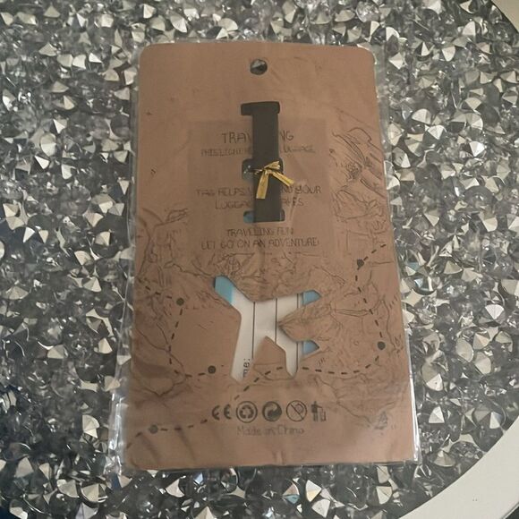 New Cinnamon roll sanrio hello kitty friend travel vacay rubber luggage tag - Picture 3 of 4